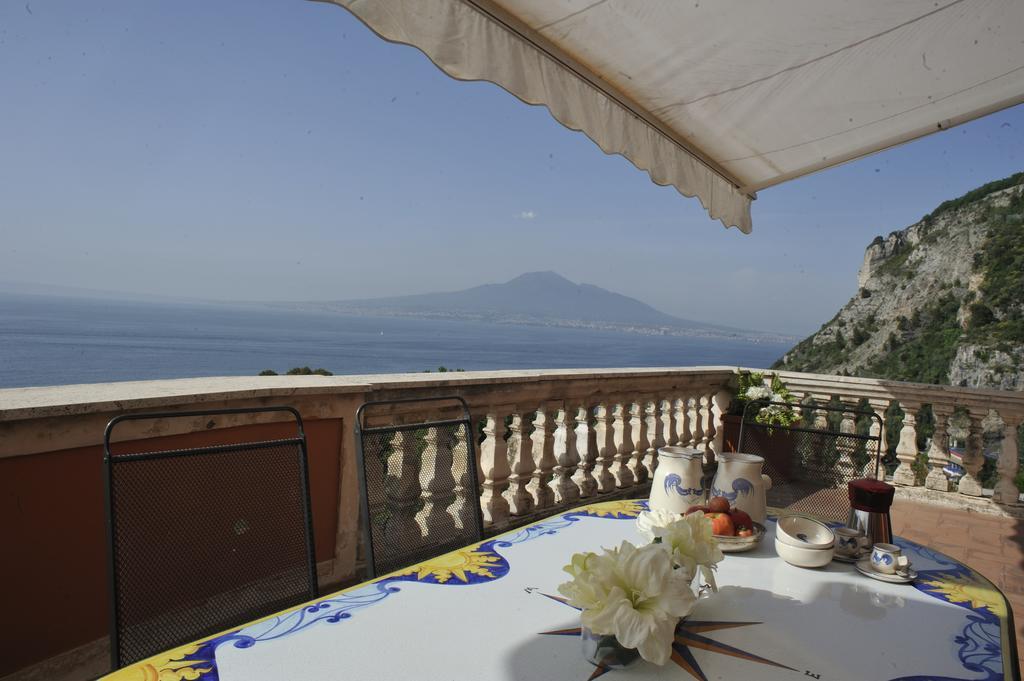 Villa Margi Vico Equense Room photo
